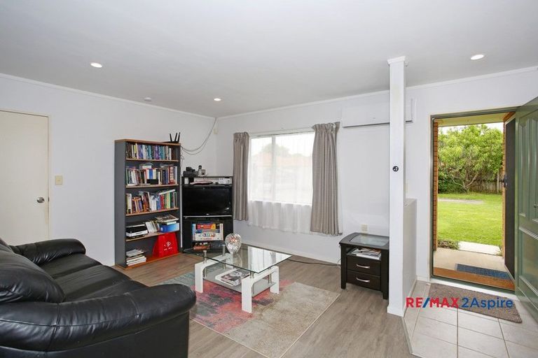 Photo of property in 33 Margarita Rise, Pukekohe, 2120