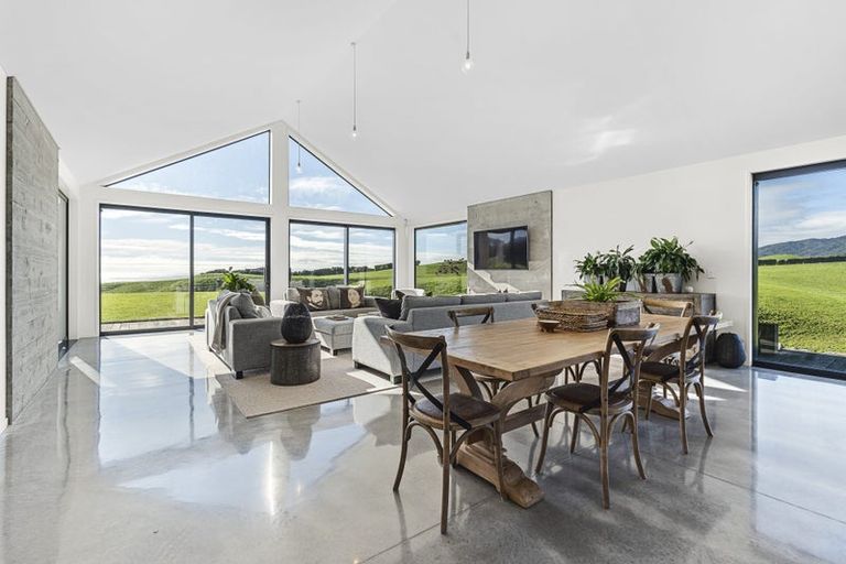 Photo of property in 438a Lwr Pitone Road, Pitone, New Plymouth, 4374