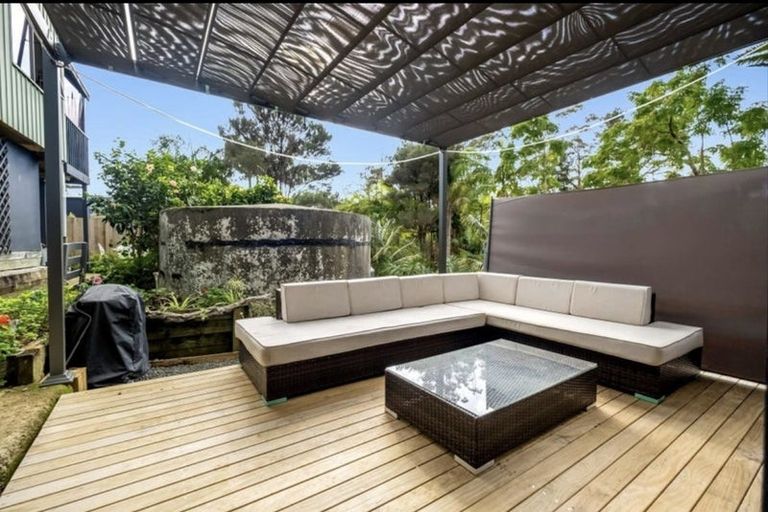 Photo of property in 54 Powells Road, Cable Bay, 0420
