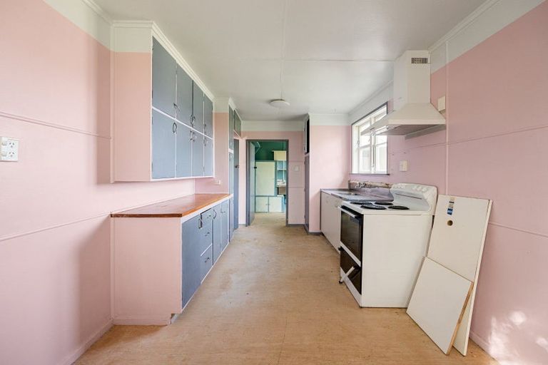 Photo of property in 98 Fairfield Road, Fairfield, Hamilton, 3214