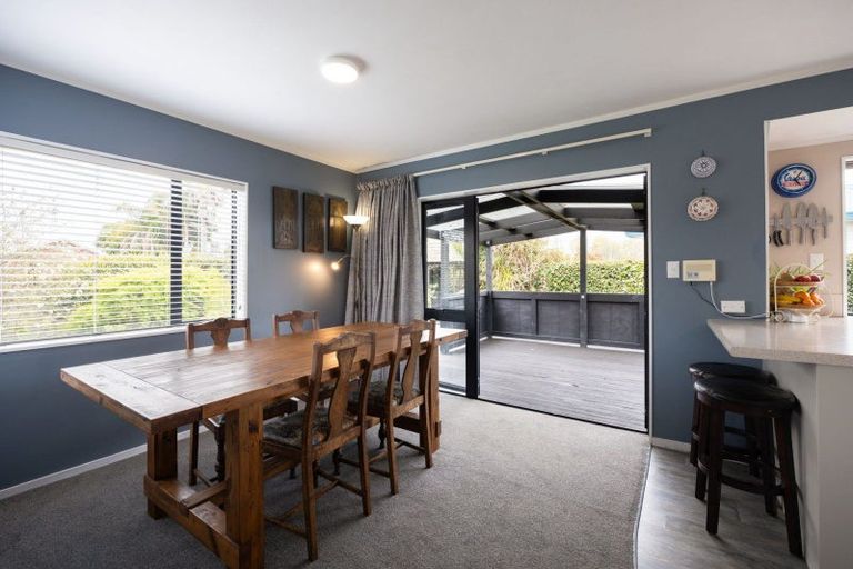 Photo of property in 1 Halcione Close, Flagstaff, Hamilton, 3210