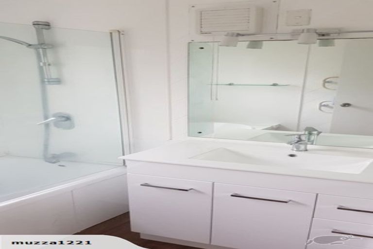 Photo of property in 1/63 Pleasant Road, Glen Eden, Auckland, 0602