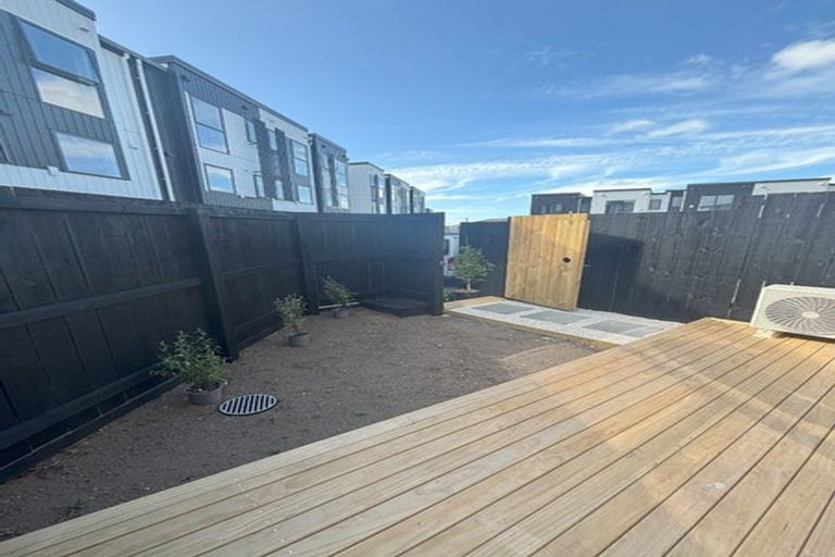 Photo of property in 1/800 Chapel Road, Northpark, Auckland, 2016