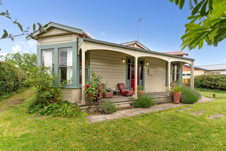 Photo of property in 60 Naples Street, Martinborough, 5711