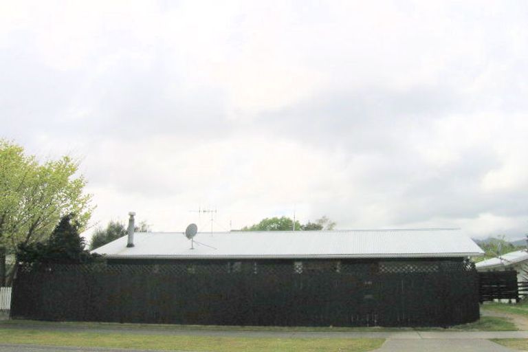 Photo of property in 2/23 Newberry Place, Richmond Heights, Taupo, 3330