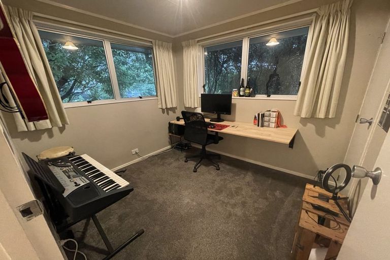 Photo of property in 1 Grant Place, Awapuni, Palmerston North, 4412