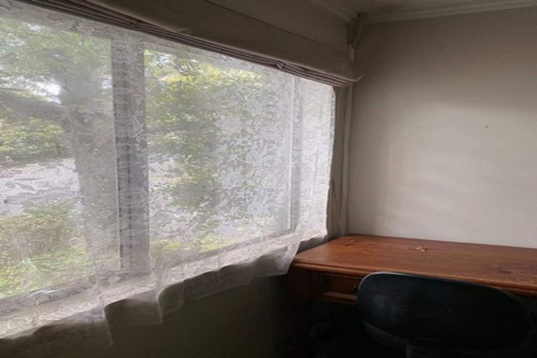 Photo of property in 17 Highbury Bypass, Birkenhead, Auckland, 0626