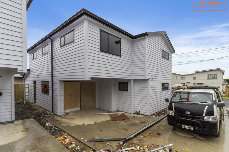 Photo of property in 12 Mervan Street, Mangere East, Auckland, 2024