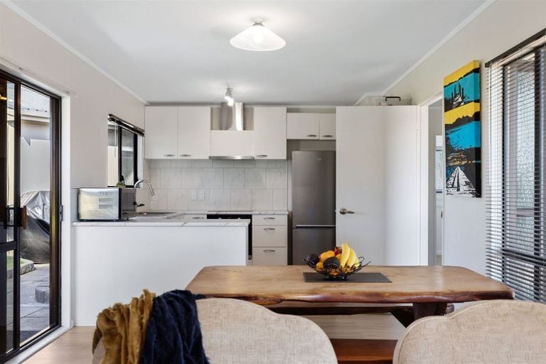 Photo of property in 18 Whenuariri Place, Maketu, 3189