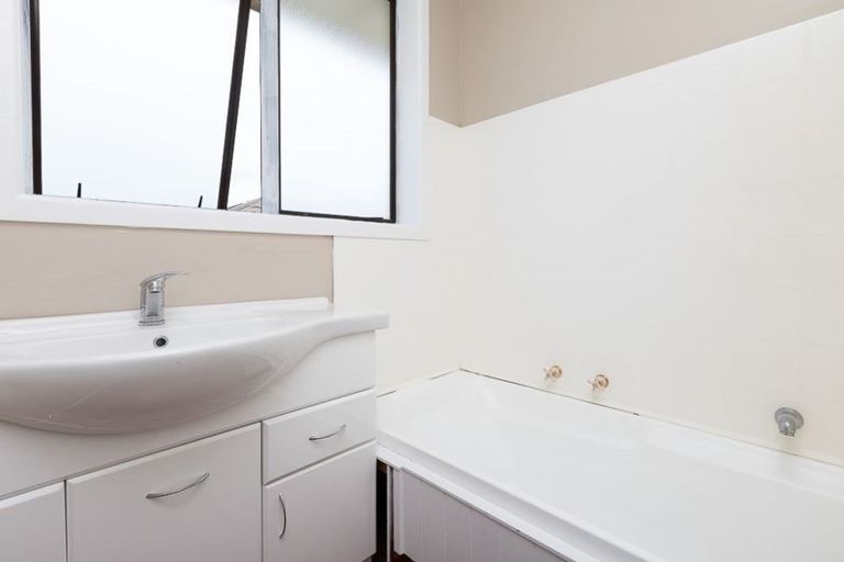 Photo of property in 60 Newcastle Road, Dinsdale, Hamilton, 3204