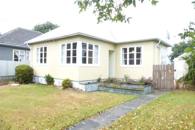 Photo of property in 1 Davis Place, Woolston, Christchurch, 8023