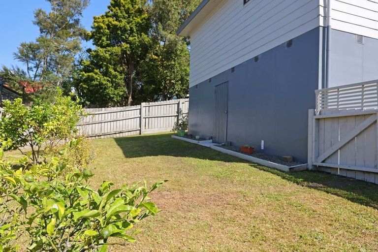 Photo of property in 216 Solar Road, Glen Eden, Auckland, 0602