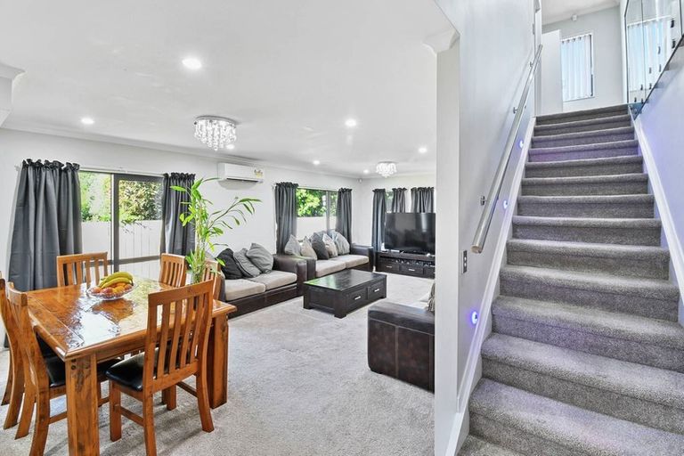 Photo of property in 61b Jellicoe Road, Manurewa, Auckland, 2102