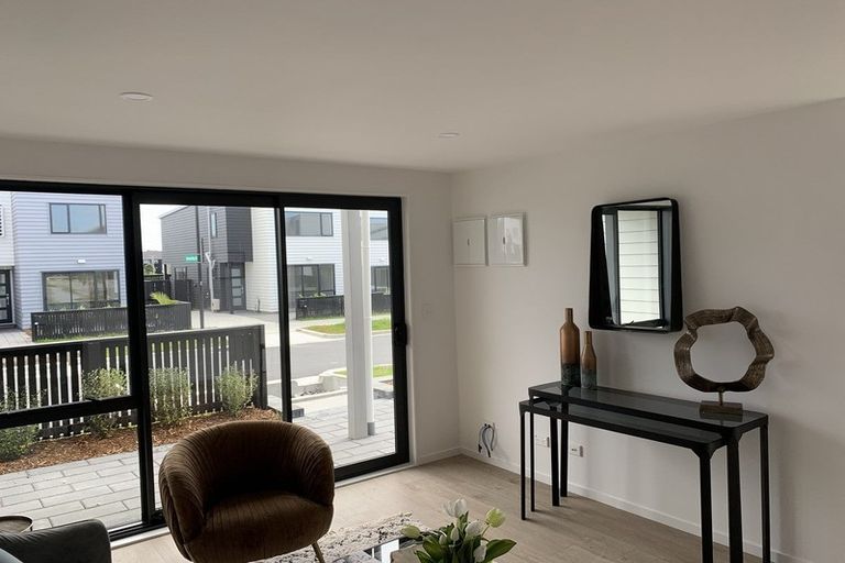 Photo of property in 18 Hiki Street, Hobsonville, Auckland, 0616