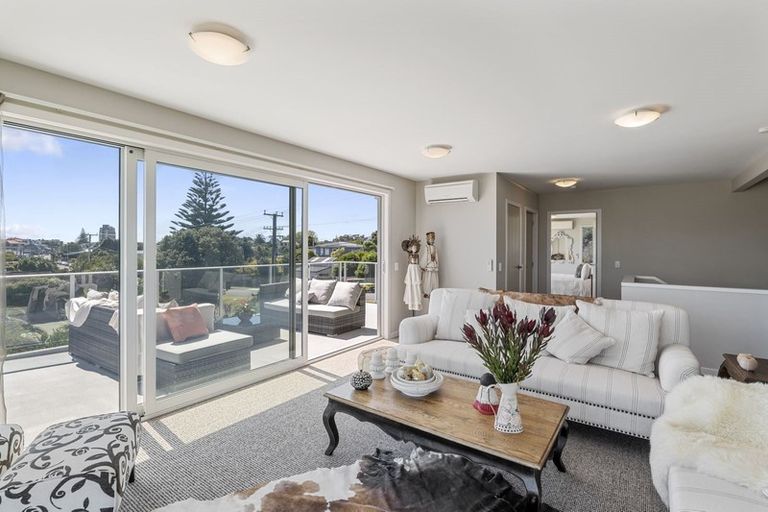 Photo of property in 78 Seaview Road, Paraparaumu Beach, Paraparaumu, 5032