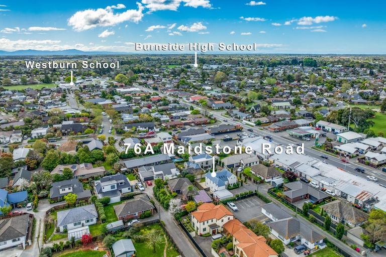 Photo of property in 76 Maidstone Road, Ilam, Christchurch, 8041