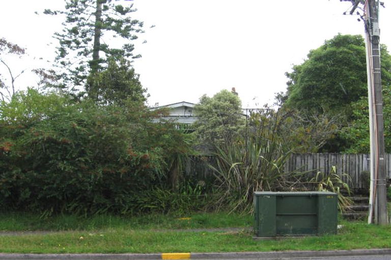 Photo of property in 2/105 Glendale Road, Glen Eden, Auckland, 0602