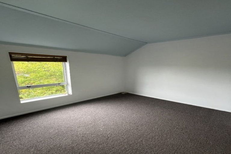 Photo of property in 87 Cunliffe Street, Churton Park, Wellington, 6037