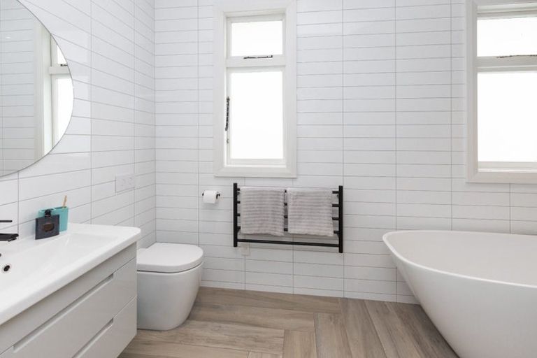 Photo of property in 35 Kensington Avenue, Mairehau, Christchurch, 8013