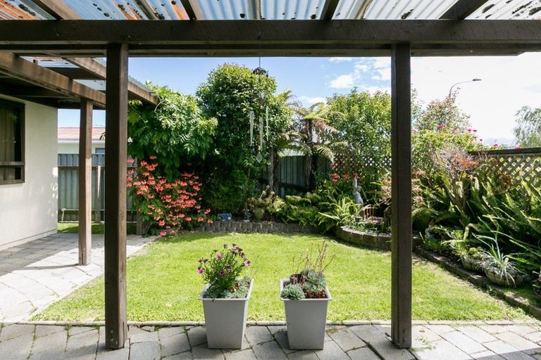 Photo of property in 16 Cardiff Place, Tamatea, Napier, 4112