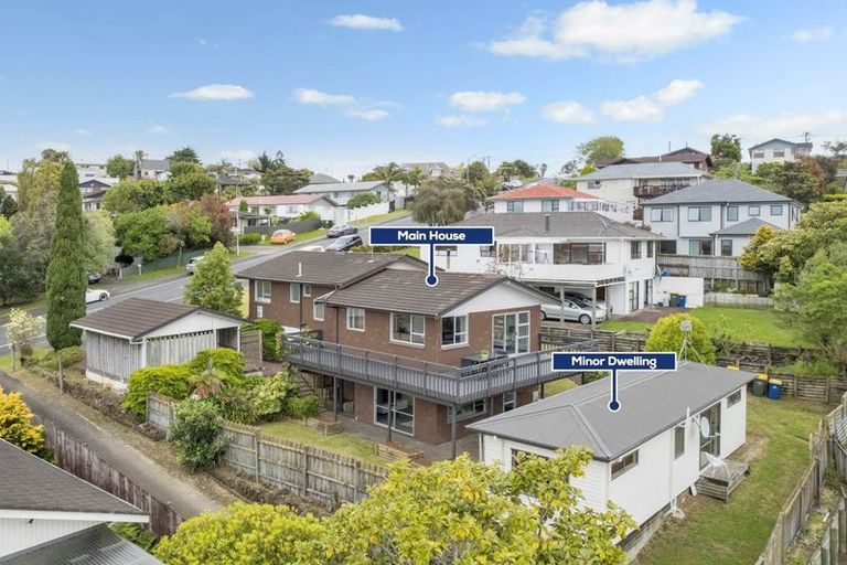 Photo of property in 20 Trias Road, Totara Vale, Auckland, 0629