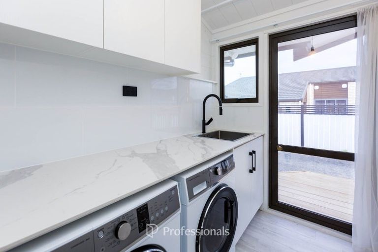 Photo of property in 99 Gibbons Street, Ebdentown, Upper Hutt, 5018