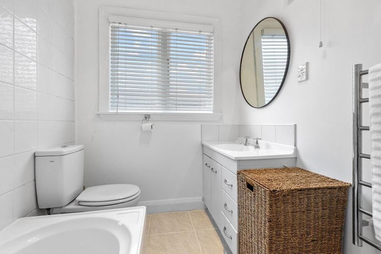 Photo of property in 22 Tower Street, Hornby, Christchurch, 8042