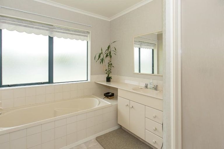 Photo of property in 78r Pyes Pa Road, Pyes Pa, Tauranga, 3112