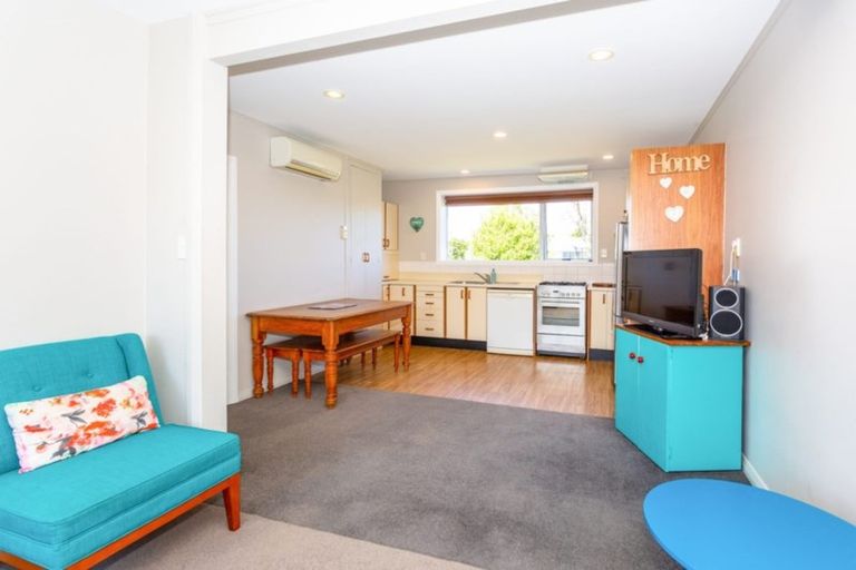 Photo of property in 34 Tilford Street, Woolston, Christchurch, 8062