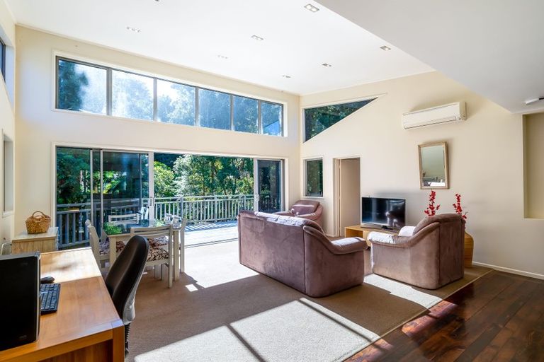 Photo of property in 4 Berne Place, Birkenhead, Auckland, 0626