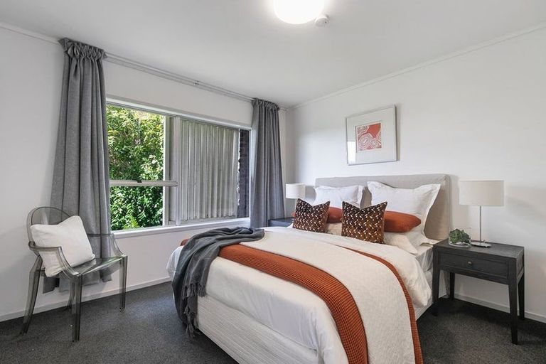 Photo of property in 45a Shanaway Rise, Hillcrest, Auckland, 0627