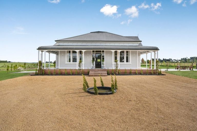 Photo of property in 906a&b Bidwills Cutting Road, Morison Bush, Greytown, 5794