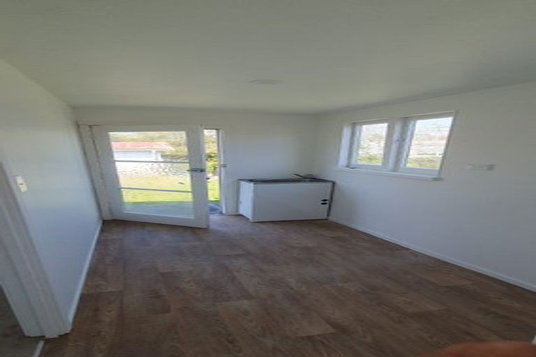 Photo of property in 138 Don Buck Road, Massey, Auckland, 0614