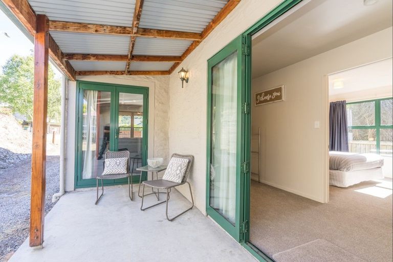 Photo of property in 24 Cornwall Street, Arrowtown, 9302