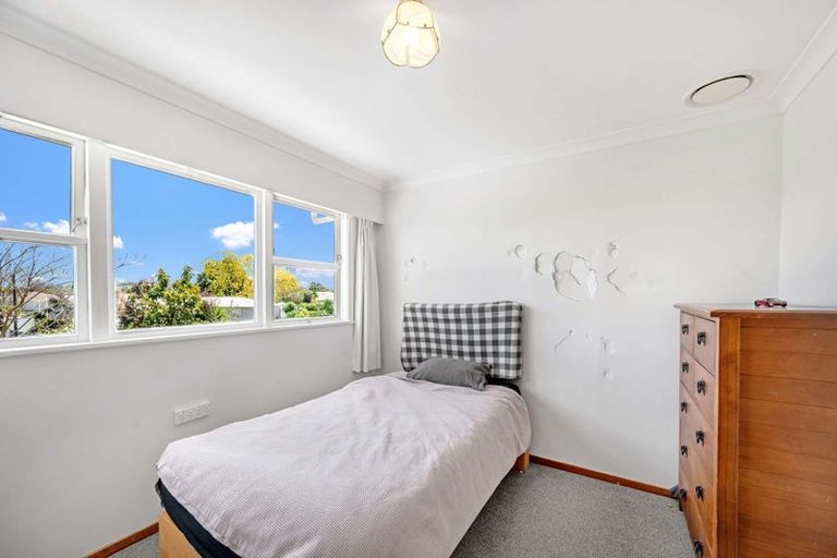Photo of property in 21 Armour Place, Onekawa, Napier, 4110