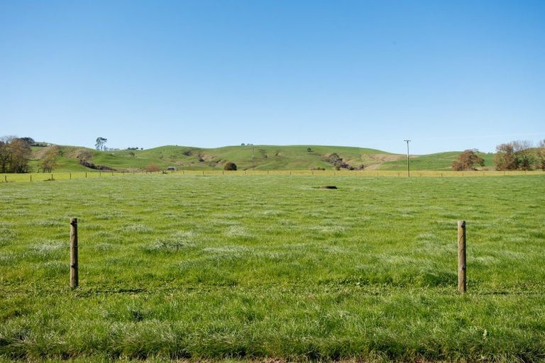 Photo of property in 24 Waterworks Road, Westport, 7892