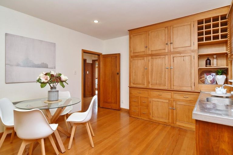 Photo of property in 52 Malcolm Avenue, Beckenham, Christchurch, 8023