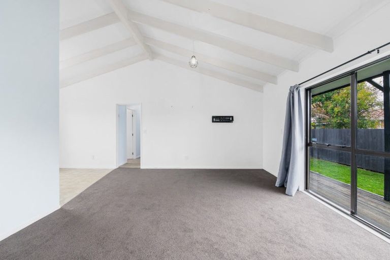 Photo of property in 2 Inverness Avenue, Hamilton East, Hamilton, 3216