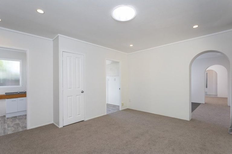 Photo of property in 36 Stapleford Crescent, Browns Bay, Auckland, 0630