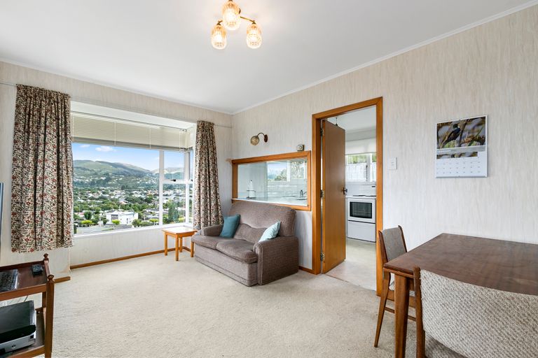 Photo of property in 19 Summit Road, Fairfield, Lower Hutt, 5011