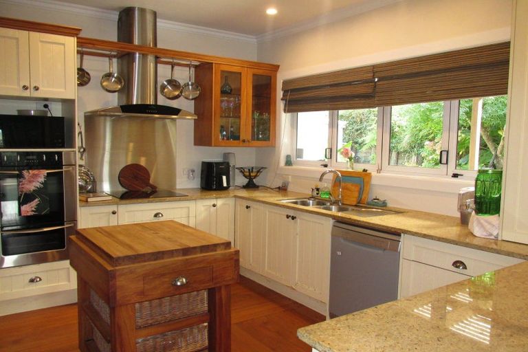 Photo of property in 76 Kitchener Street, Wairoa, 4108