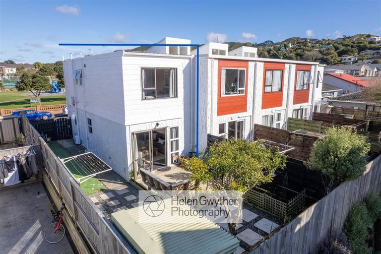 Photo of property in 20f5 Frankmoore Avenue, Johnsonville, Wellington, 6037