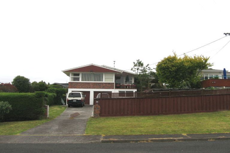 Photo of property in 8 Tye Road, Hillcrest, Auckland, 0627