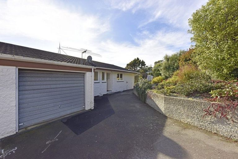 Photo of property in 1/2 Conifer Place, Huntsbury, Christchurch, 8022