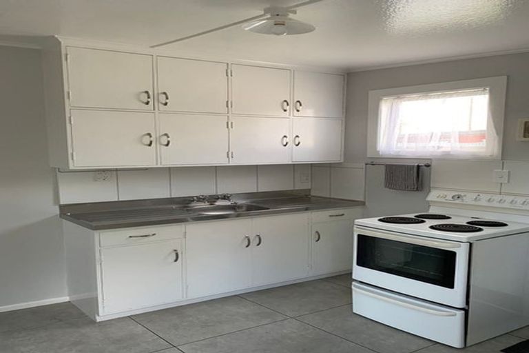 Photo of property in 407 Hapia Street, Camberley, Hastings, 4120