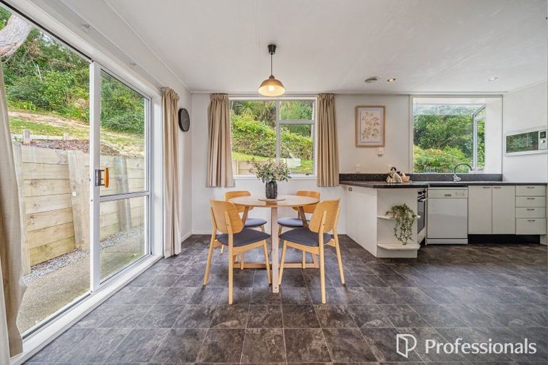 Photo of property in 14a Hawthorn Crescent, Stokes Valley, Lower Hutt, 5019