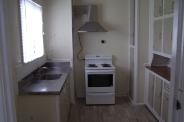 Photo of property in 19 Lee Road, Taradale, Napier, 4112