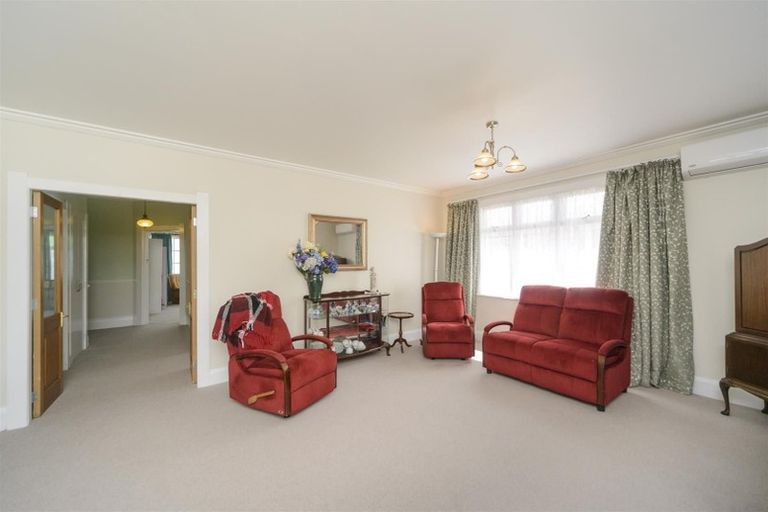 Photo of property in 7 Station Road, Marton, 4710