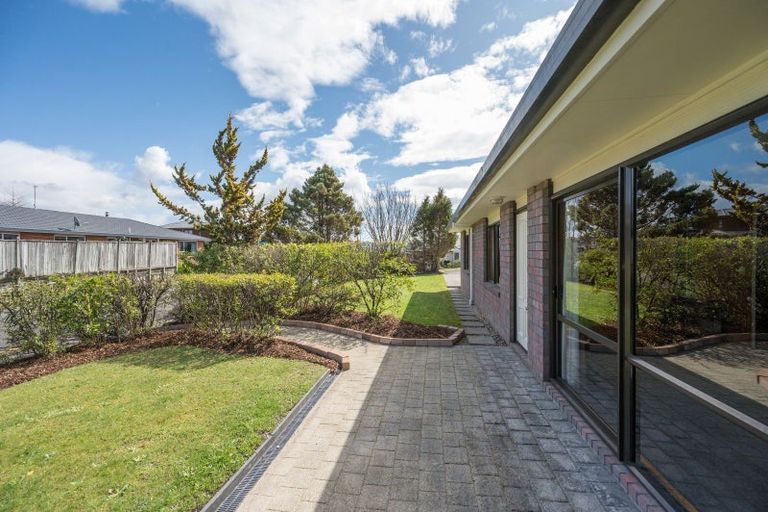 Photo of property in 2 Lingfield Place, Richmond, 7020