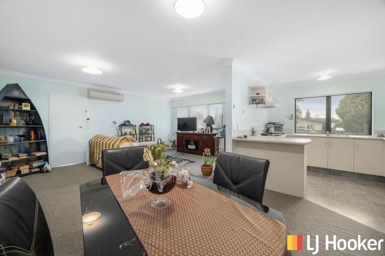 Photo of property in 11unit Mckee Avenue, Fenton Park, Rotorua, 3010